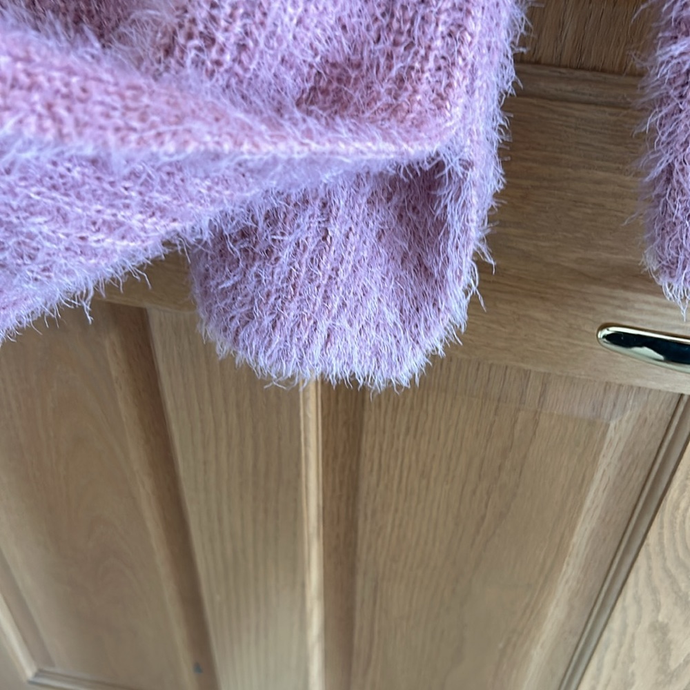 Fuzzy Sweater - Picture 5 of 5